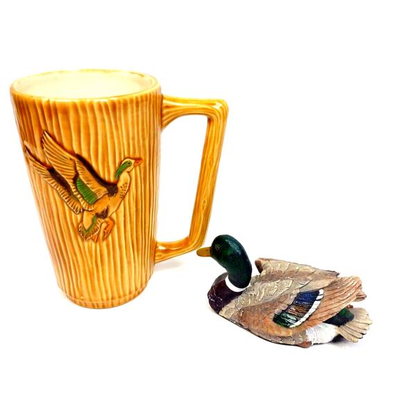 Vintage Hand Painted Glazed Stein Coffee Mug Ducks And Mallard Duck Figurine Set - Picture 9 of 9